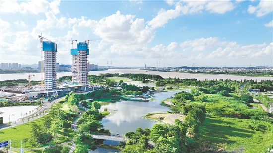江發(fā)·天御灣景觀資源出色。