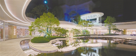 博富·福美城的“冠軍薈”會(huì)所面積約6500平方米。