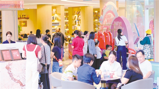 臺(tái)山樓盤博富·福美城通過(guò)開展活動(dòng)吸引消費(fèi)者。