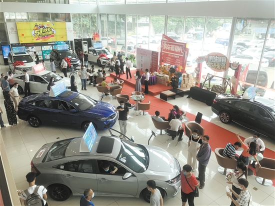 消費(fèi)者可給心儀的汽車(chē)經(jīng)銷(xiāo)商投票。