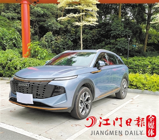 哈弗神獸外觀動感十足。