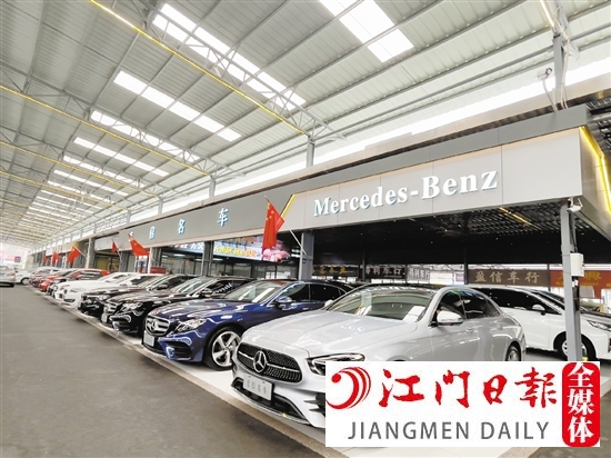 政策出臺(tái)后，不少二手豪車應(yīng)聲降價(jià)。