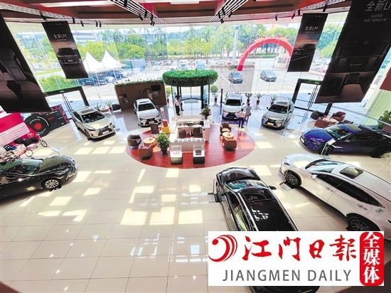 雷克薩斯江門(mén)元泰通4S店重裝開(kāi)業(yè)，整體變得更優(yōu)雅別致。