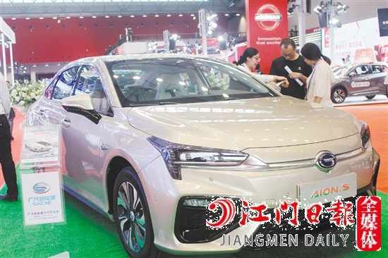 為方便消費(fèi)者選購(gòu)新能源汽車，中秋車展將設(shè)置新能源汽車展館。